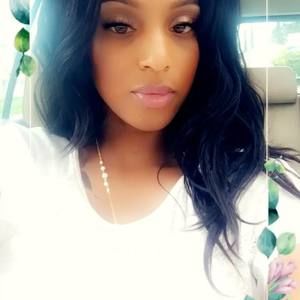 Meet your Posher, Renell